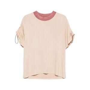 Ribbed neck cinch adjustable shirt